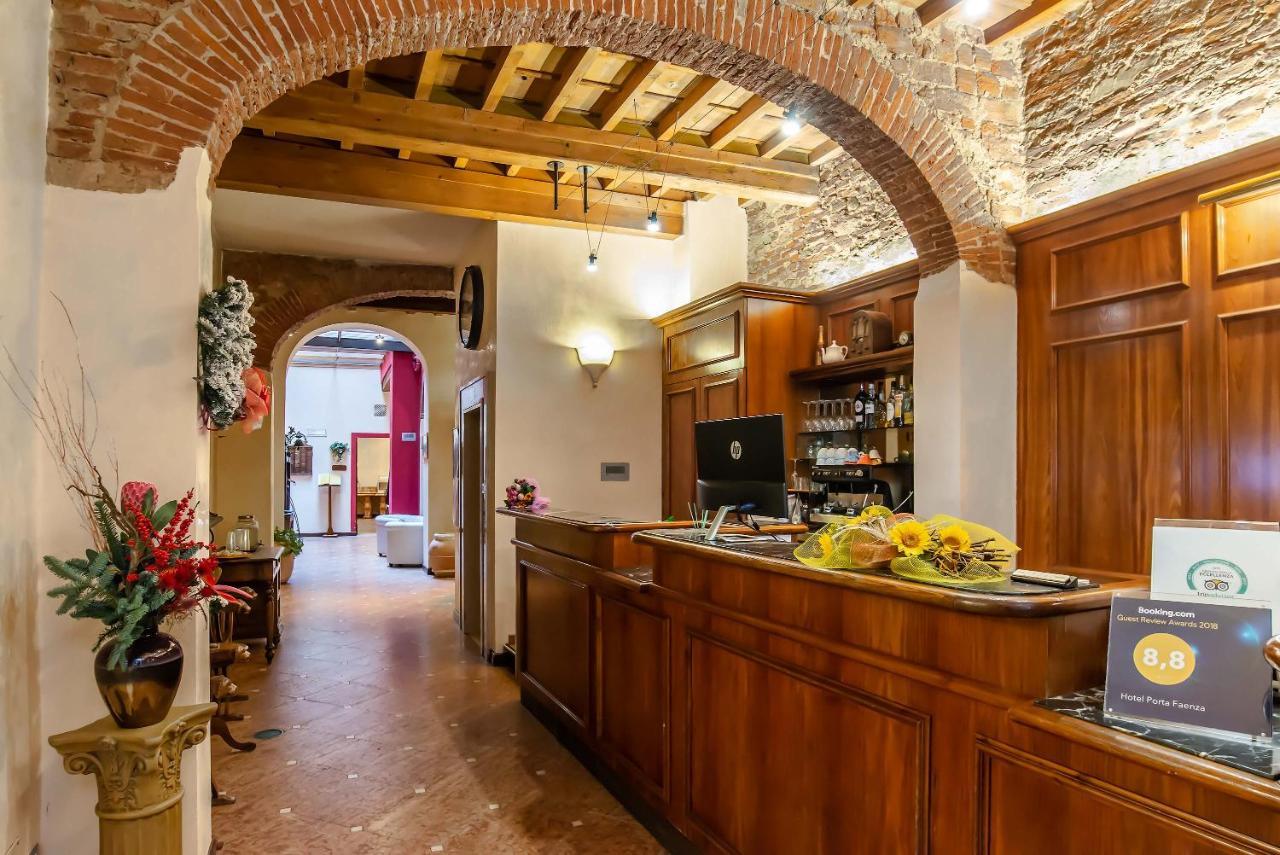 Hotel Porta Faenza Флоренция Экстерьер фото