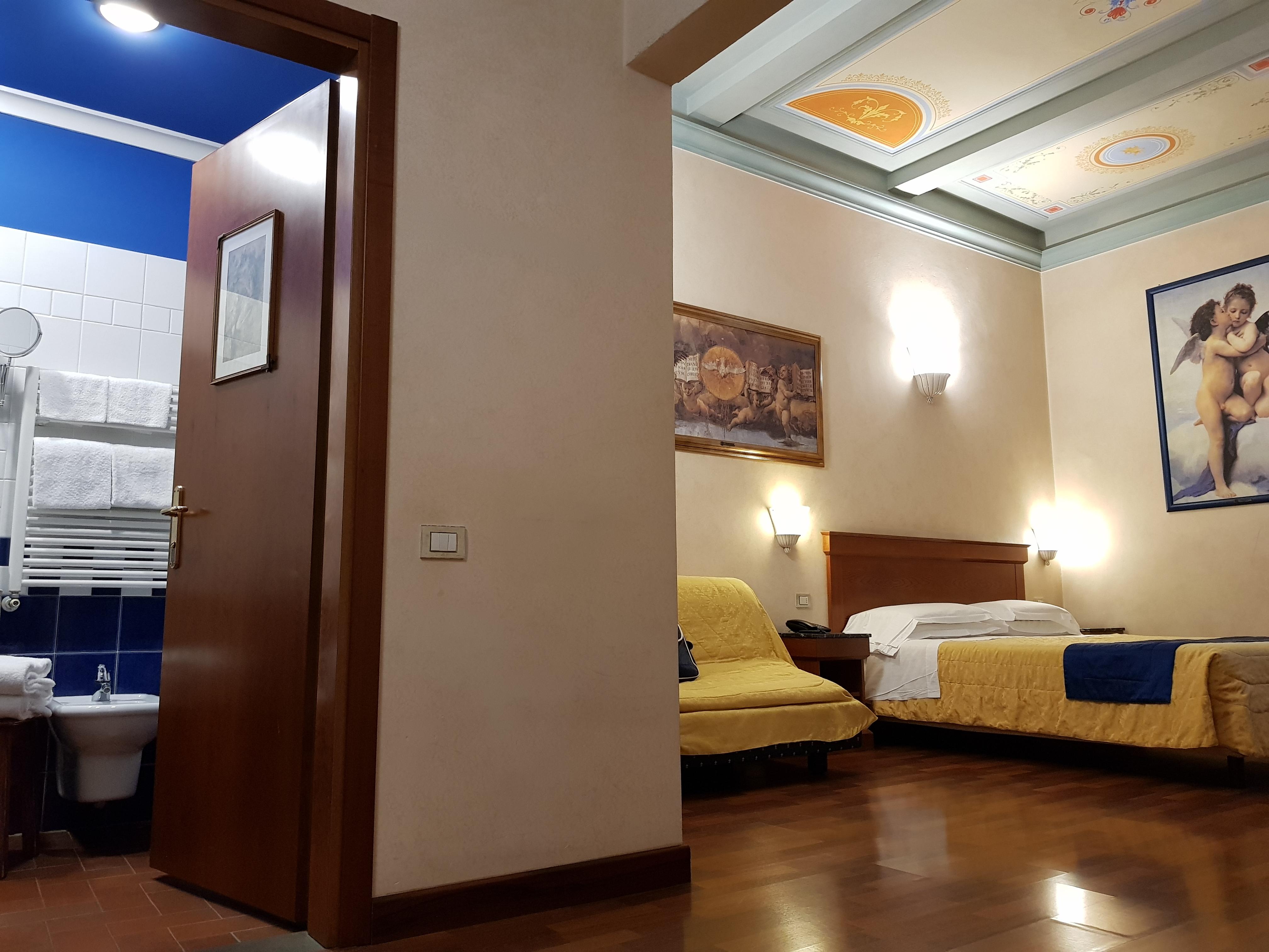 Hotel Porta Faenza Флоренция Экстерьер фото
