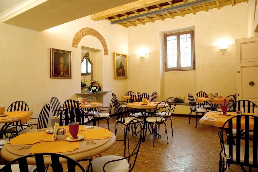 Hotel Porta Faenza Флоренция Экстерьер фото